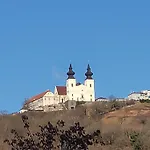 Apartment An Der Donau