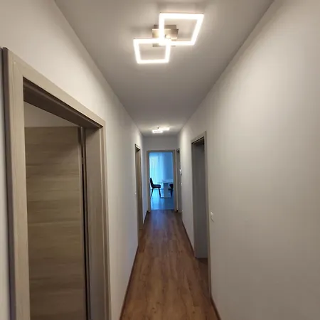 Apartment An Der Donau